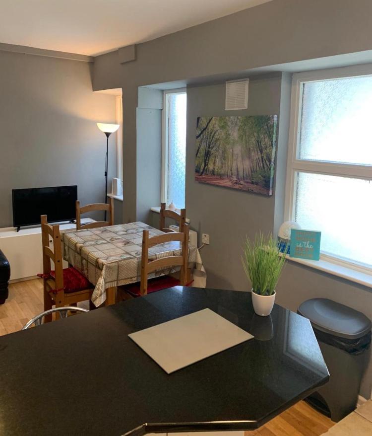 Cheap Budget Accommodation Galway Zewnętrze zdjęcie