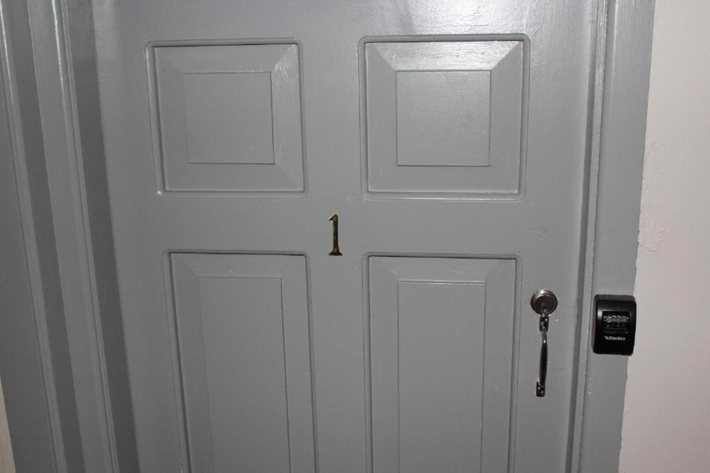 Cheap Budget Accommodation Galway Zewnętrze zdjęcie